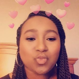 Meet your Posher, Clarissa